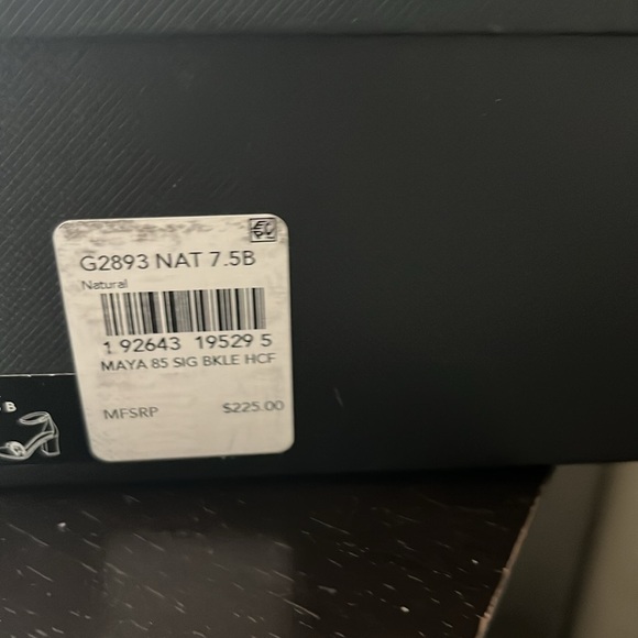 Coach 7 1/2 single buckle leopard fabric - Picture 2 of 3